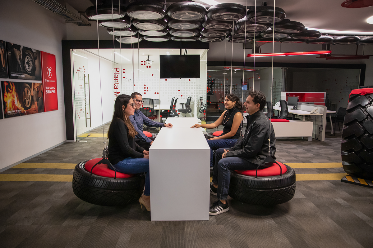 Photo 1 Op1 2000Px (1)